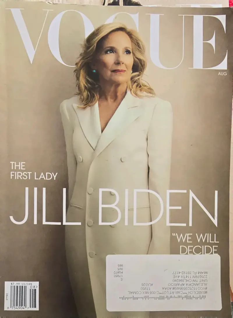 Revista Vogue edición agosto 2024 con Jill Biden