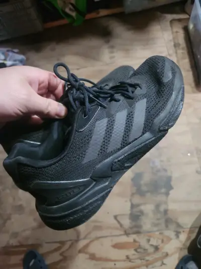 Zapatillas deportivas negras Adidas para hombre - miniatura 1