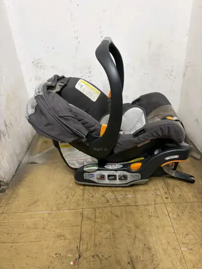 Silla de Auto para Bebé con base e isofix - miniatura 2