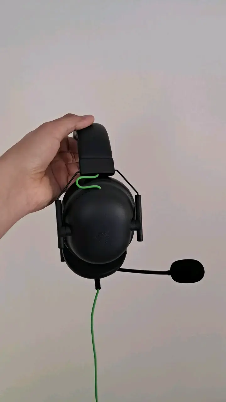 Audífonos Razer gamer Nuevos con micrófono - 2