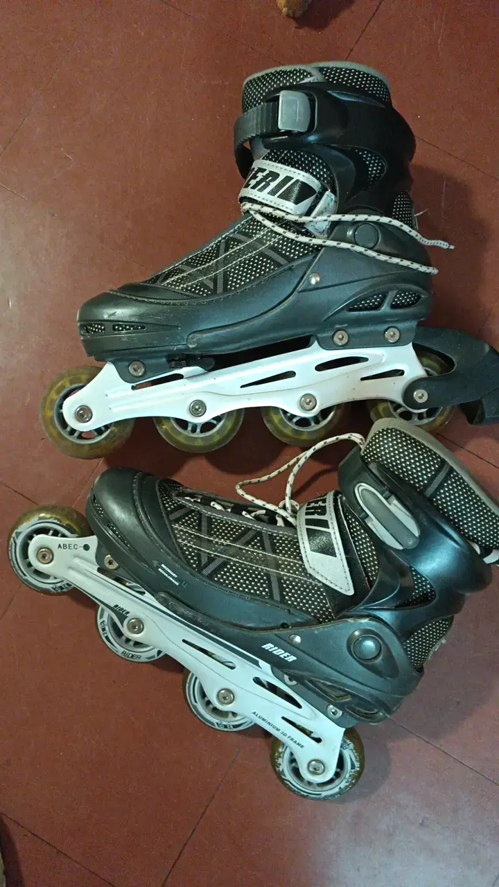 Patines en línea Rider negros con ajuste seguro