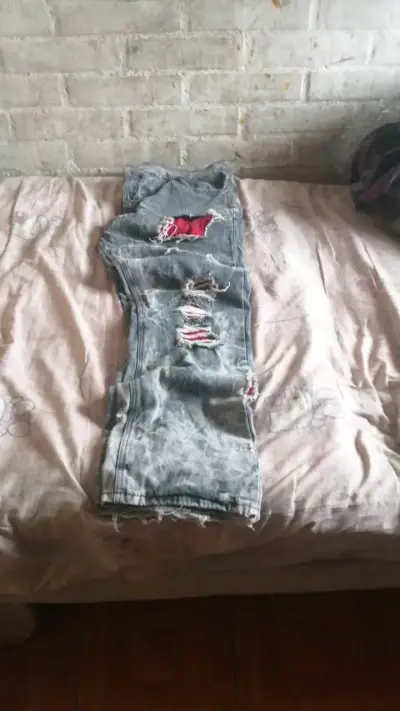 Jeans desgastados estilo vintage para hombre - miniatura 2