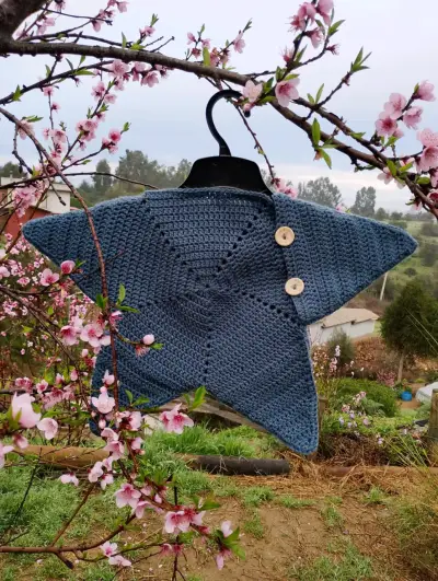 Pijama strellita a crochet - miniatura 1