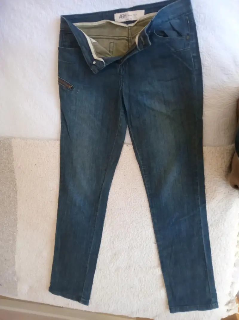 Jeans azul oscuro para mujer con cierre - 2