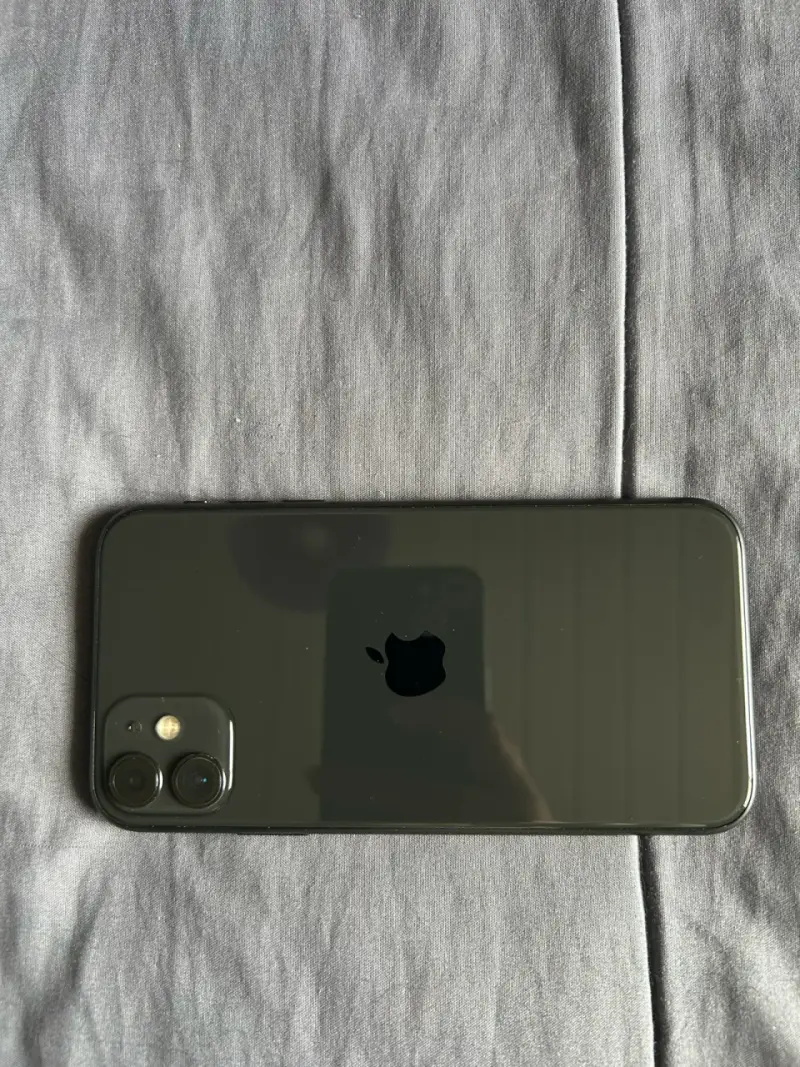 iPhone 11 de 64gb - 2