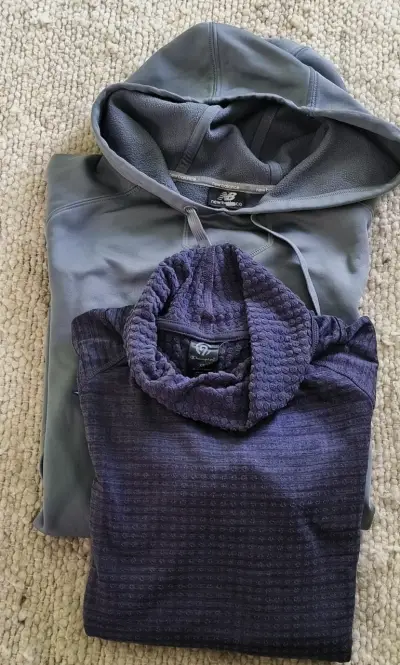 Polerones y chaquetas deportivas - miniatura 3