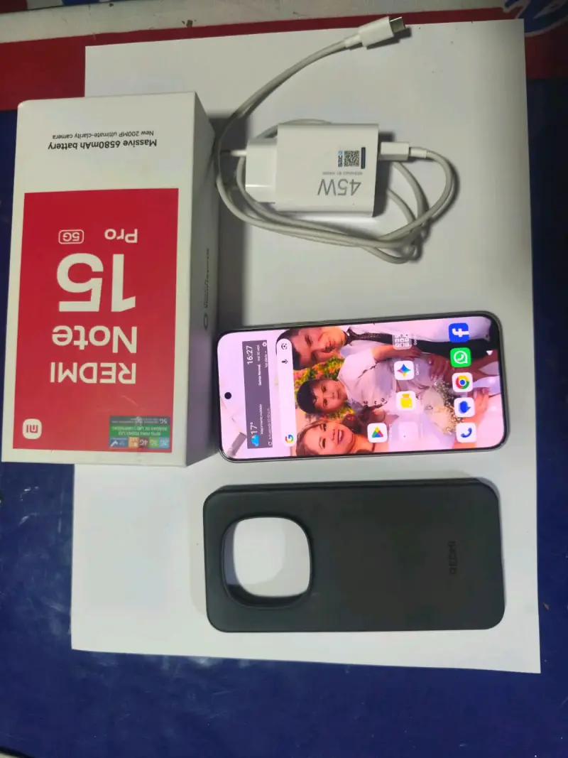 Xiaomi Redmi Note 15 Pro 5G con cargador y funda - 3