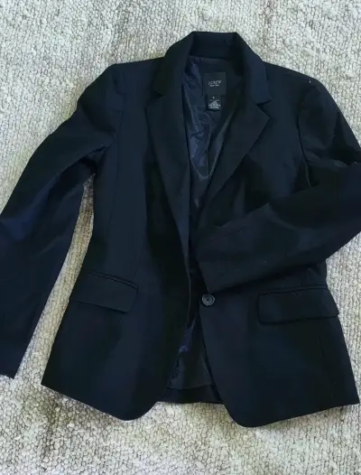 Blazer de terciopelo marrón para mujer - miniatura 4