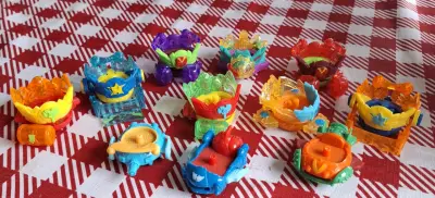 Colección de figuras Gogo's Crazy Bones - miniatura 2