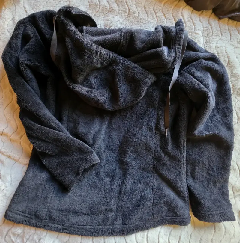 Chaqueta de polar negra para mujer - 4