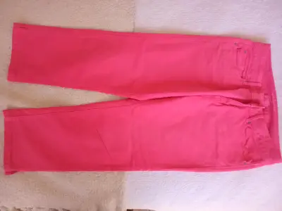 Pantalones rosas Esprit para mujer - miniatura 1
