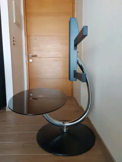 Soporte de TV con base de vidrio negro - miniatura 4