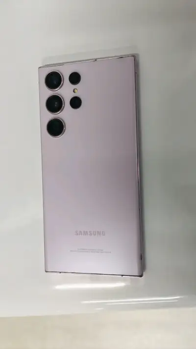 Samsung Galaxy S23 Ultra 5G en color Morado - miniatura 1