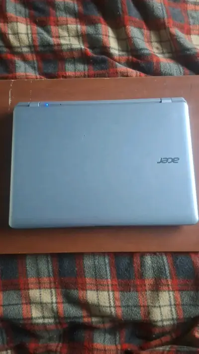 Notebook Acer Intel Core i3 usado - miniatura 2