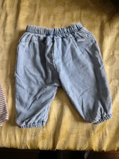 Jeans Bebé 0-3 meses - miniatura 1