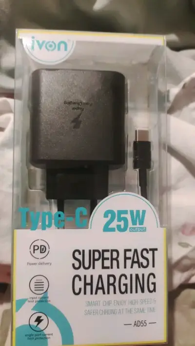 Cargador Rápido USB-C 25W Ivon - miniatura 1