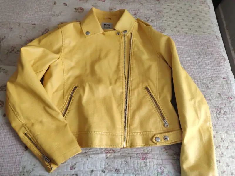 Chaqueta amarilla de cuero sintético Index