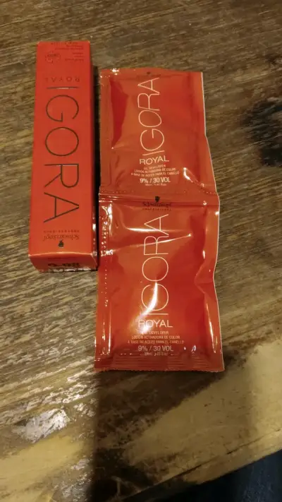 Loción Activadora de Color Igora Royal 9% más tint - miniatura 1