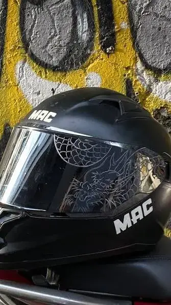 Diseño Tallado Personalizado Visera de casco - 4