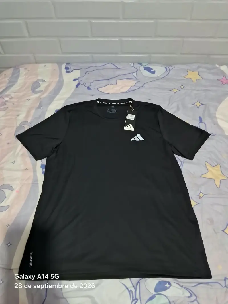 Polera deportiva negra Adidas Climalite - 1