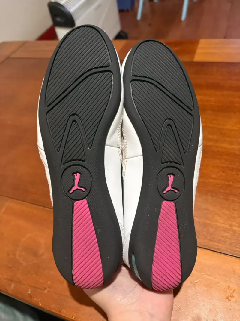 Zapatillas planas Puma blancas y rosadas - 2