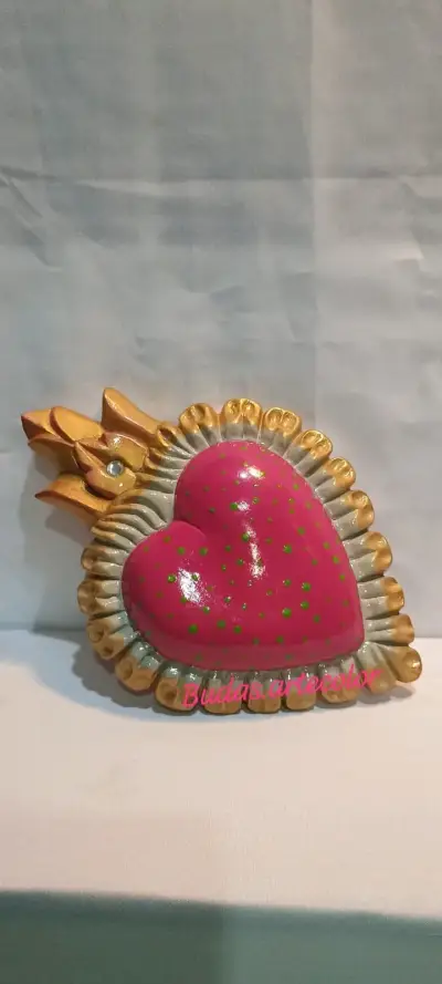 Corazón Milagrito decorativo fucsia y dorado - miniatura 1