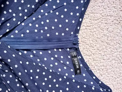 Vestido azul polka dots con mangas princesa - miniatura 3