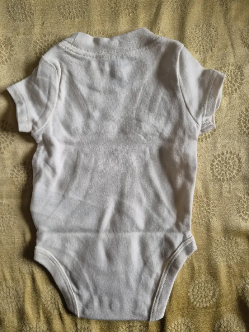 Conjunto de bebé con diseño de dinosaurios - 5