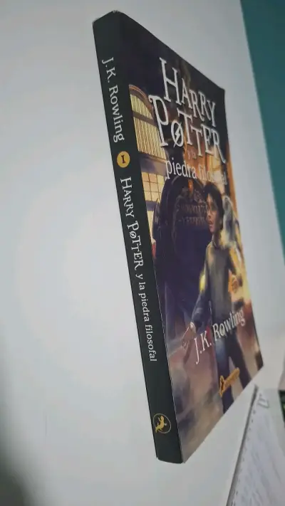 Harry Potter y la Piedra Filosofal de J.K. Ro - miniatura 2