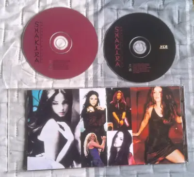 CD + Video CD (VCD) Shakira – Grandes Éxitos - miniatura 3