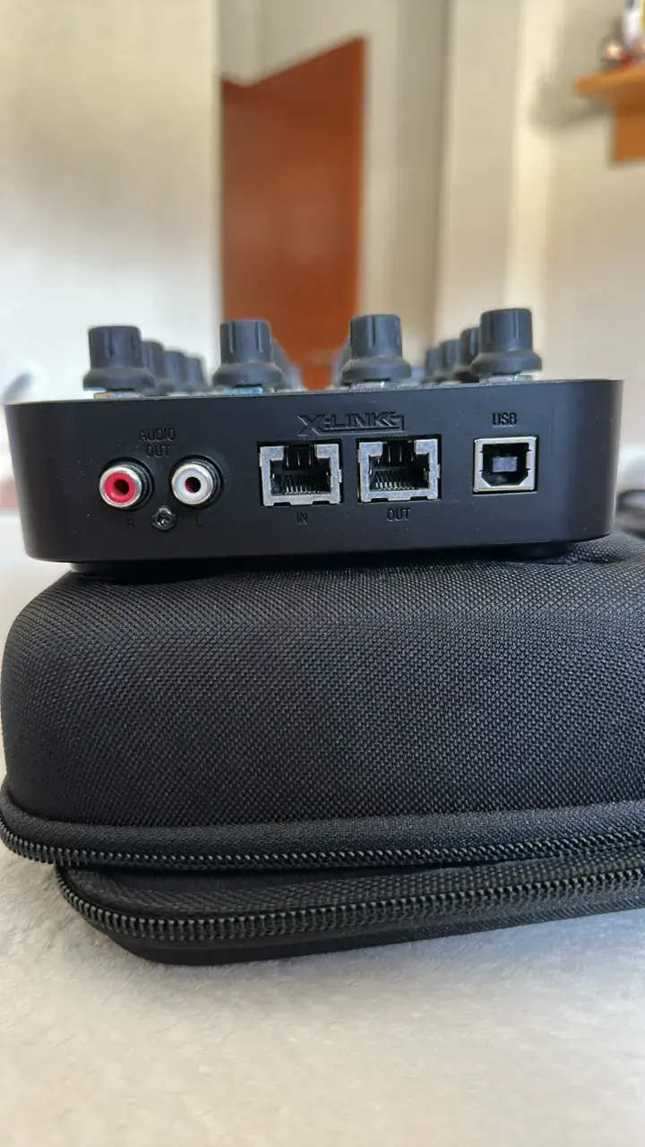 Controlador MIDI Allen & Heath Xone:K2 con estuche - 2