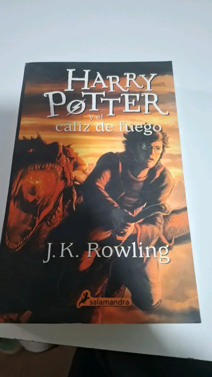 Harry Potter y el Cáliz de Fuego de J.K. Rowl - 1