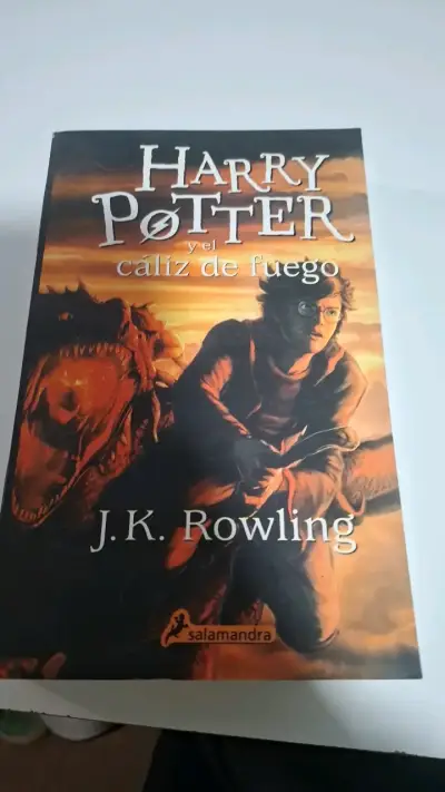 Harry Potter y el Cáliz de Fuego de J.K. Rowl - miniatura 1