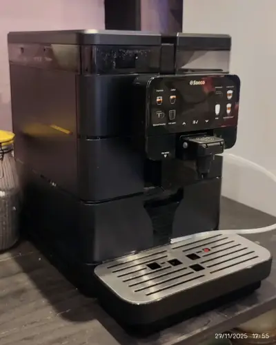 Máquina de Café Automática Saeco Royal OTC - miniatura 1