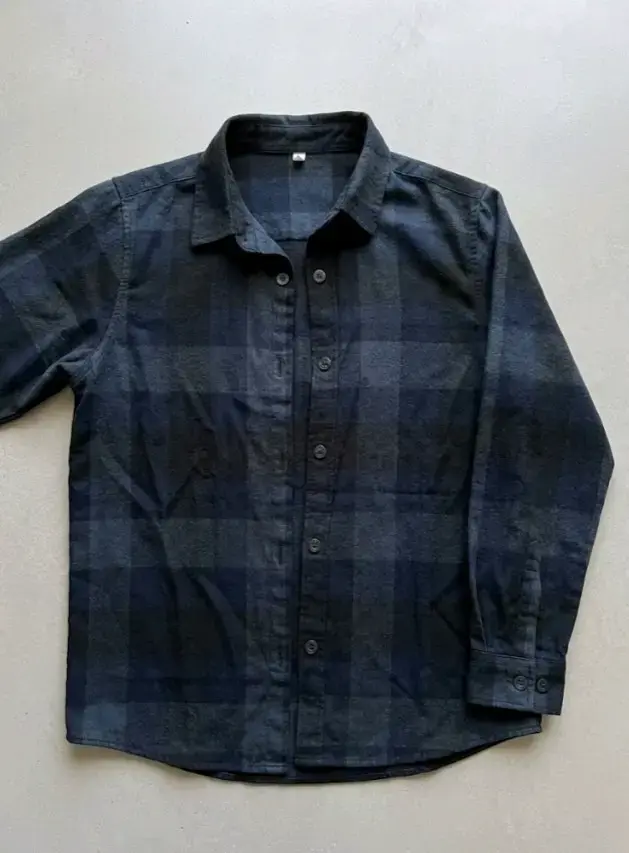 Camisa de mujer, franela a cuadros azul oscuro