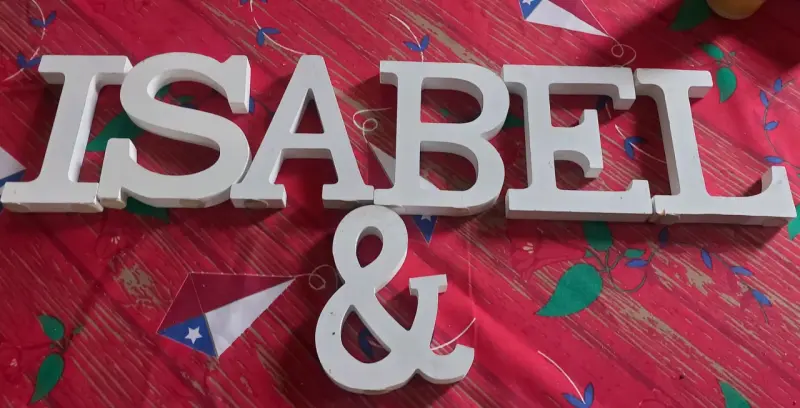 Letras Decorativas de Madera 'Isabel'