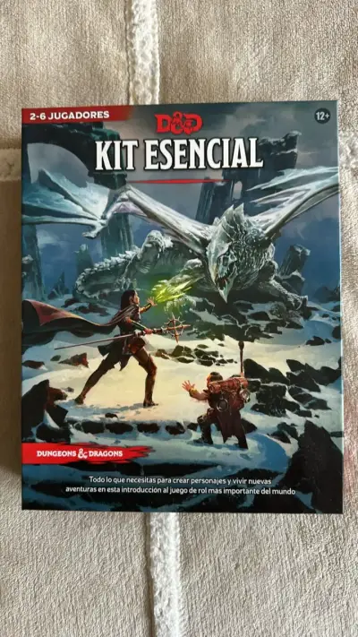 Kit Esencial Dungeons & Dragons para Aventuras Épicas - miniatura 1