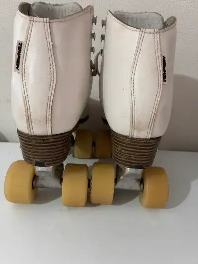 Patines de Cuatro Ruedas Roller Var Tempish Blancos - miniatura 2