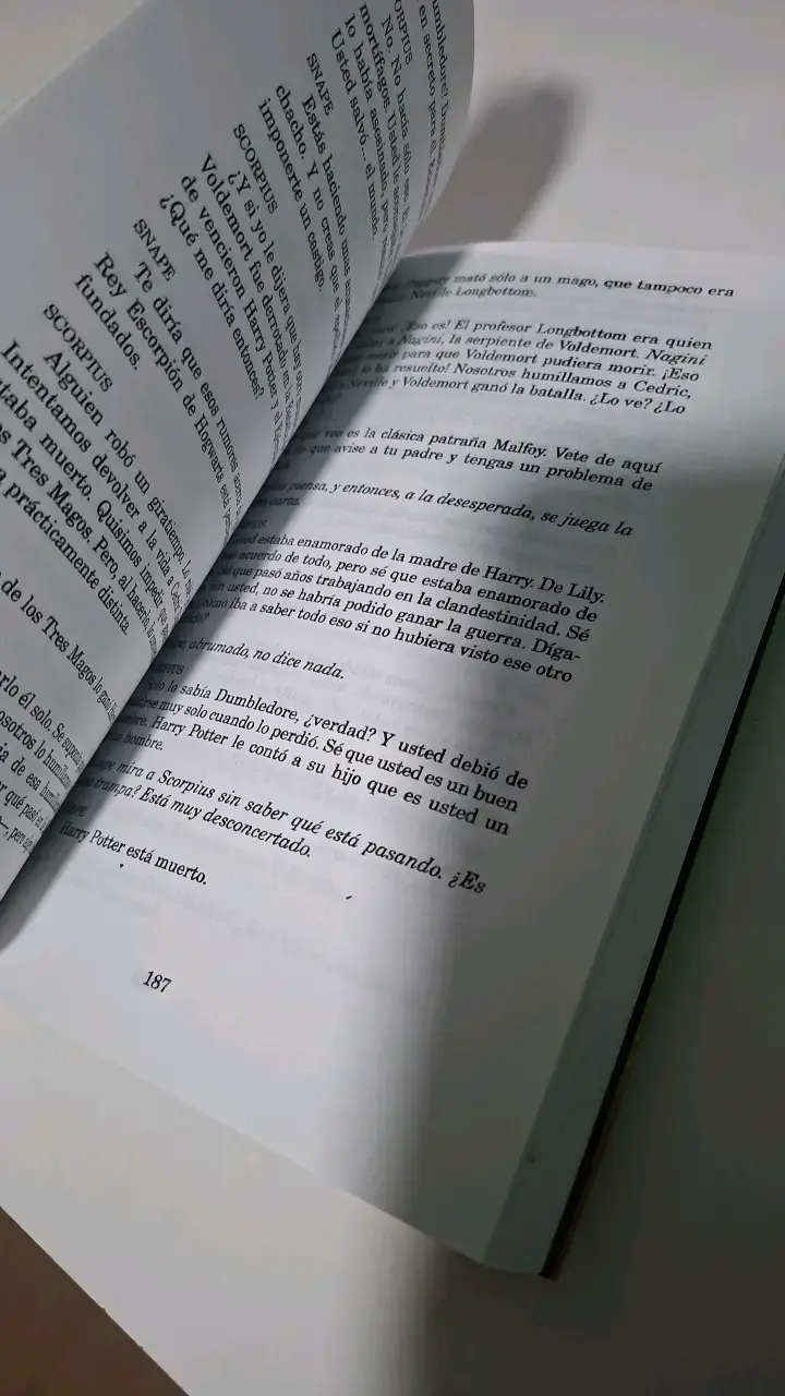 Libro Harry Potter y el Legado Maldito - 3