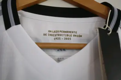 Camiseta Colo Colo Local 2025 Centenario Adidas - miniatura 4