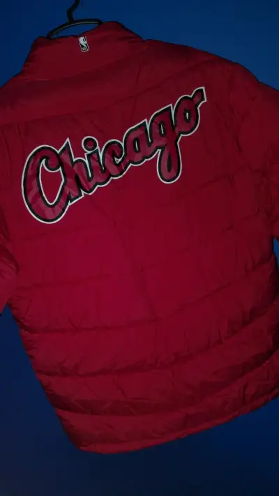 Chaqueta Roja Chicago Bulls NBA talla M - miniatura 1