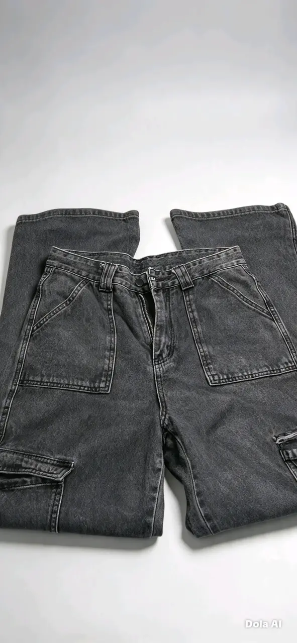 Jeans cargo gris oscuro para mujer