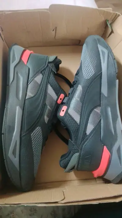 Zapatillas deportivas negras Mirage Sport Tech - miniatura 1