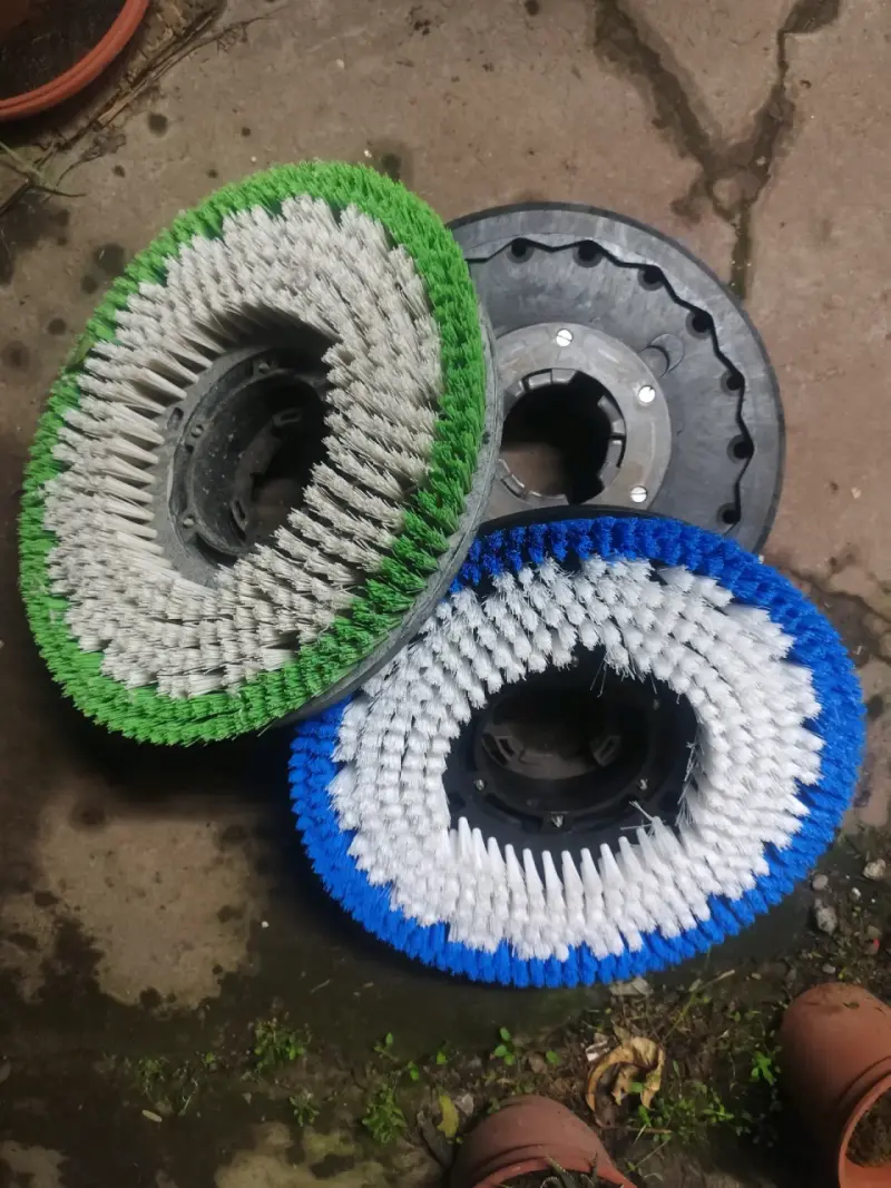 Máquina pulidora de pisos industrial con cepillos - 3
