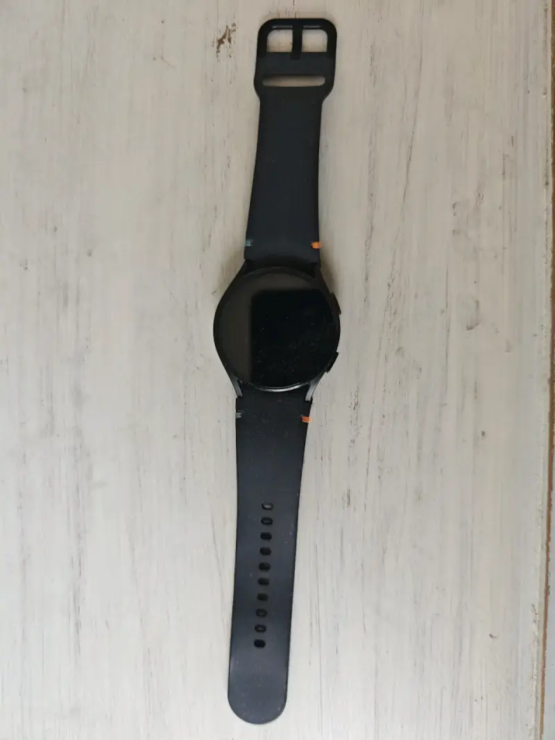 Reloj inteligente con cargador USB - 2