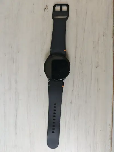 Reloj inteligente con cargador USB - miniatura 2