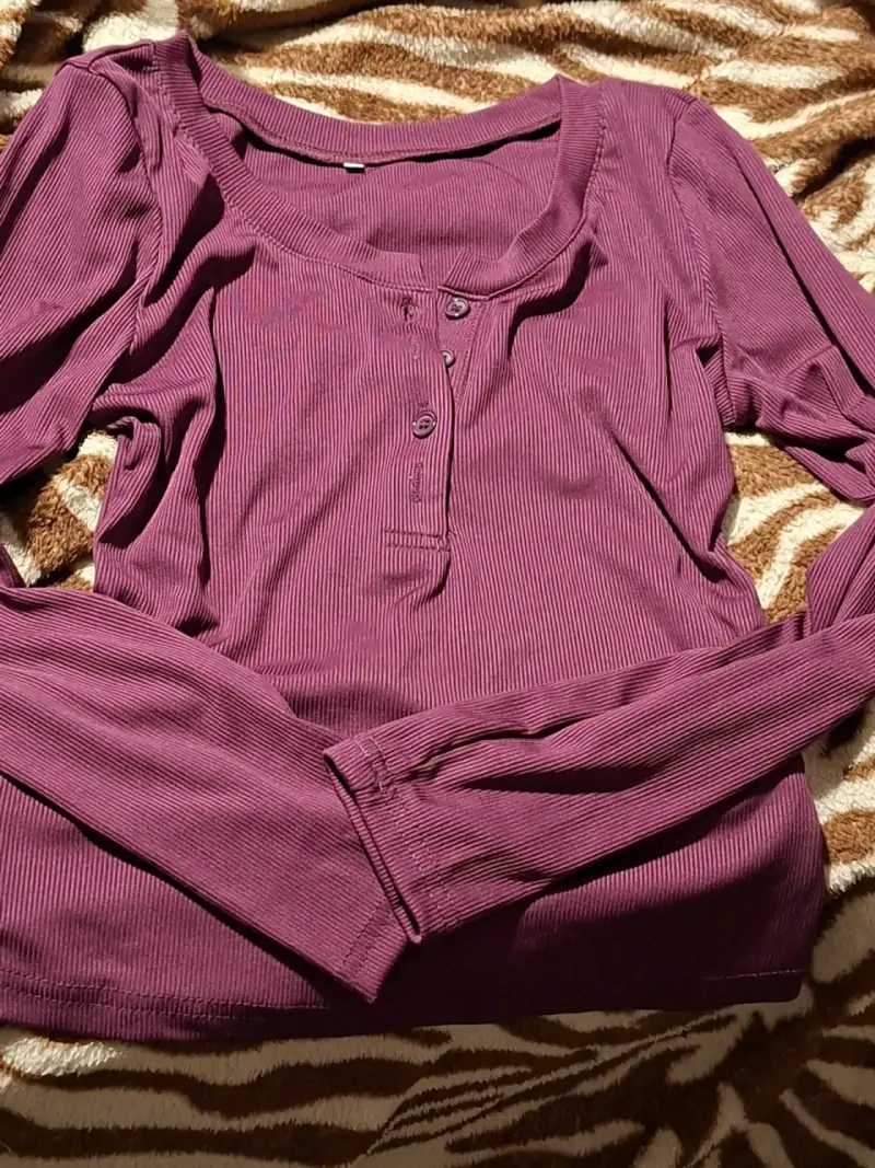 Polera manga larga burdeo para mujer