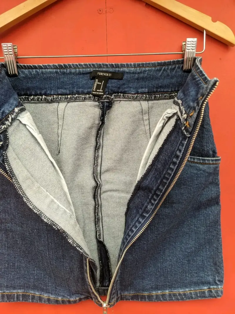Falda de mezclilla con cierre frontal Forever 21 - 3