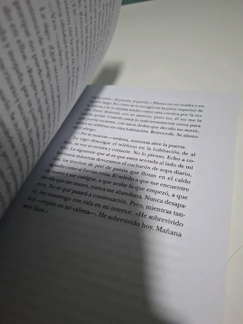 Libro La Bailarina de Auschwitz de Edith Eger - 5