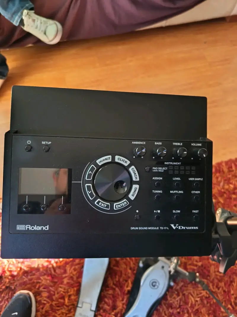 Batería Electrónica Roland TD 17-L + doble pedal - 2
